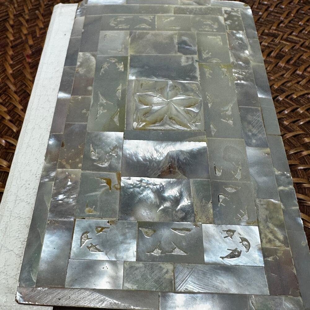 Vintage 1985 Mother-of-Pearl‎ Inlay Holy Bible – owned by Hon. Jim Wright - Picture 15 of 16